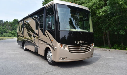 2011 Newmar Canyon Star 3411